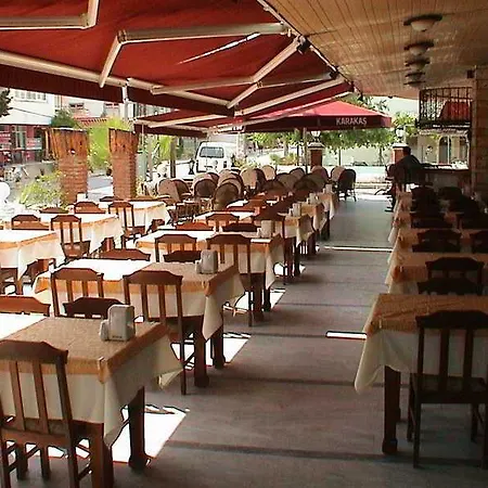 Karakas トゥルグトレイス